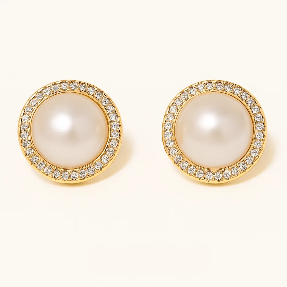Aira Pearl Stud Earrings - Gold